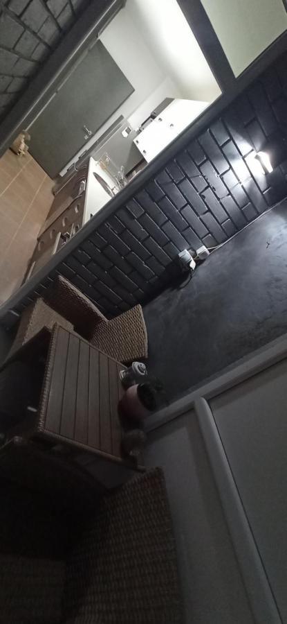 Ni Lux Apartment 7, Parking מראה חיצוני תמונה
