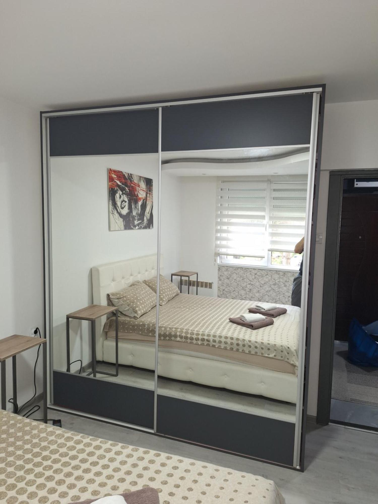 Ni Lux Apartment 7, Parking מראה חיצוני תמונה